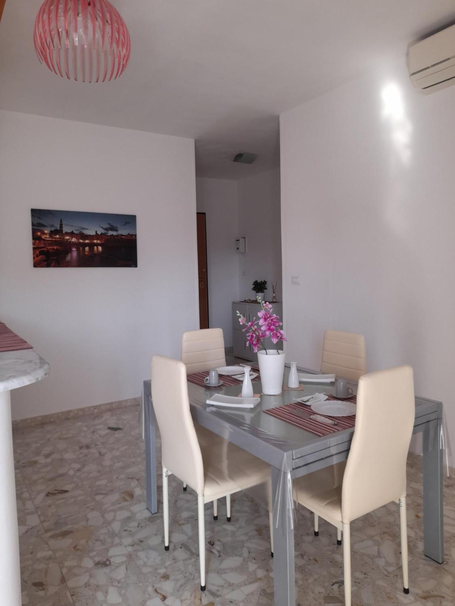Belvedere Da Madia Apartment *